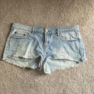 Jean shorts!